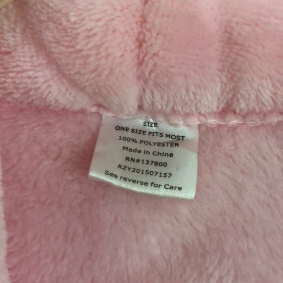 Pink Polyester bath robe - Picture 2 of 3